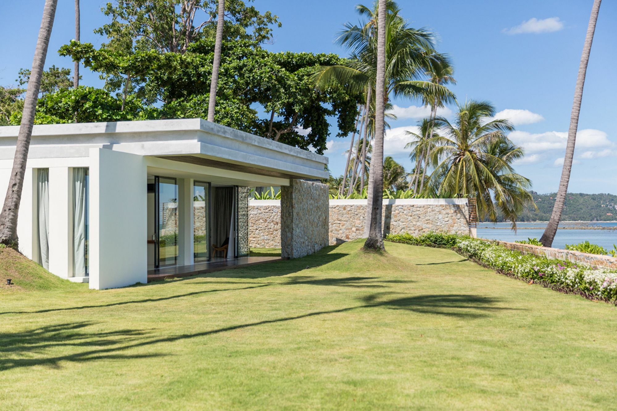 Fashionable Villa Malabar Beachfront 5 Bedrooms Plus 2 Kid'S Bedrooms Laem Sor Екстериор снимка